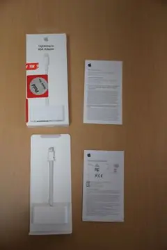 Apple Lighting to VGA Adapter