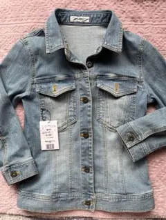 Item thumbnail for item c57150b5-39bf-4c89-bf1c-e42bad96f148