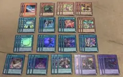 遊戯王 黄金櫃 ブラックマジシャン デッキパーツ 50枚セット