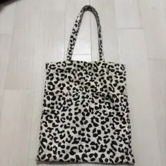 LOWRYSFARM ヒョウ柄 レオパード柄 ポケット付きトートバッグ
