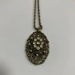 ヴィンテージ風クリスタルネックレス