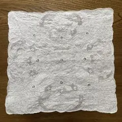刺繍入り　コットンハンカチ スワトウ？
