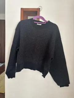 niko and ... ブラック クルーネックセーター