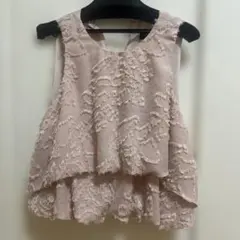 ZARA トップス　Sサイズ