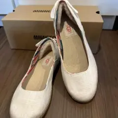 UGGモカシン 22cm ホワイト