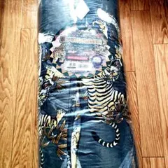 暖か素材長座布団 虎柄 約60×110cm