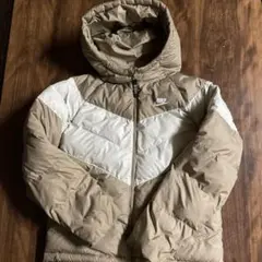 Nike フード付きダウンコート ベージュ・ホワイト