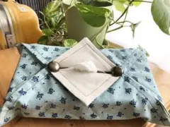 【新品】ハンドメイド ボックスティッシュカバー(水花生成り)