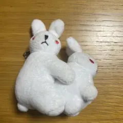 FR2 白うさぎ ぬいぐるみ マスコット キーホルダー