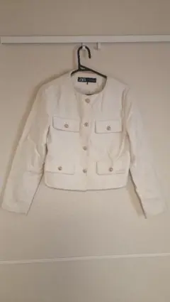 ZARA ジャケット 白 ゴールドボタン Sサイ ズ 上品 きれいめ