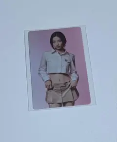 LE SSERAFIM カズハ