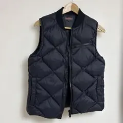 Purple & Yellow 濃紺ダウンベスト S