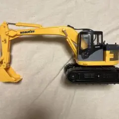 KOMATSU PC228US ミニカー イエロー