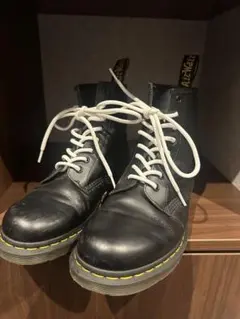 Dr. Martens 黒 ワークブーツ 編み上げ 8ホール ドクターマーチン