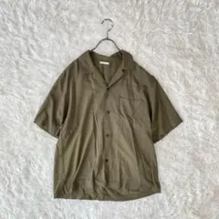 ジーユー　オープンカラーシャツ(5分袖)レーヨン100% モスグリーン系Mサイズ
