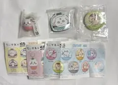 ちいかわ　くら寿司　缶バッジ　フィギュア　マグネットのサムネイル