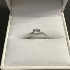 ダイヤモンドリング 6号 0.322ct 婚約指輪 Enuove cerca - メルカリ