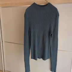 ユニクロ　くすみブルーグリーン リブ編み 長袖セーター