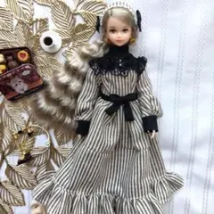 ジェニーフレンド 黒×ストライプ柄 クラシカルドレスワンピース アウトフィット