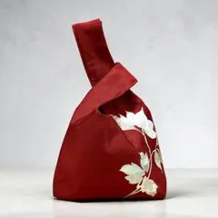 帯リメイク　ミニバッグ　1点物　和物　着物　お散歩バッグ　赤　花