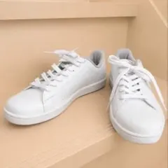 PUMA ホワイトスニーカー