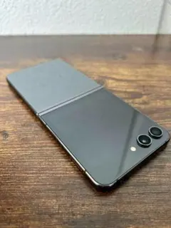 美品】Samsung Galaxy Flip 5｜256gb｜SIMフリー - メルカリ