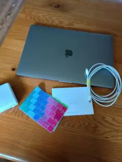 Apple MacBookpro 2016 15インチ シルバー ジャンク?