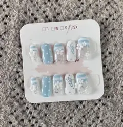 【値下げ中】ミントグリーンネイルチップのサムネイル
