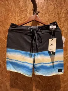 RIP CURL リップカール　ストレッチサーフトランクス　新品未使用のサムネイル