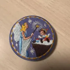 ディズニー　刺繍缶バッチ　ピノキオ