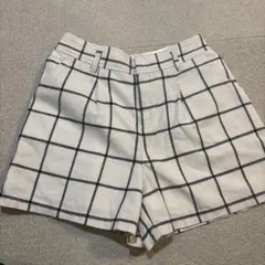 セシルマクビー　チェックショートパンツ