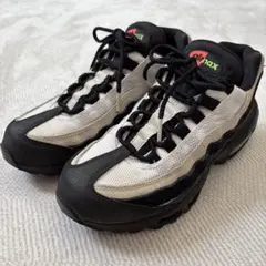 NIKE AIR MAX 95 ESSENTIAL 白黒 24.5cmのサムネイル