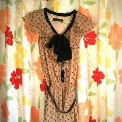 CECIL McBEEのドット柄ワンピース