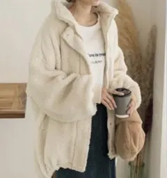 ad thie ボア　モンスターコート　ボアブルゾン　アイボリー　軽量　暖かい