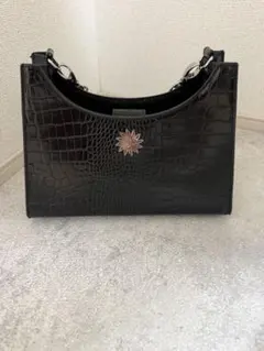 EVRISショルダーバッグ ブラック