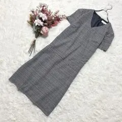 自由区【38】幾何学 総柄 膝丈 ワンピース ストレッチ モノトーン 白黒 上品
