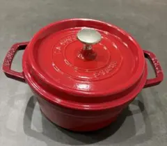 staub ストウブ ピコ・ココット ラウンド 20cm レッド　チェリーのサムネイル