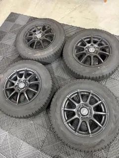 YOKOHAMA iceGUARD G075 スタッドレス 4本セットのサムネイル