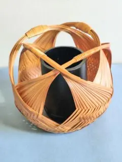 竹籠　吊り下げ花器　吊り下げ棒大小2本つき　日本　伝統工芸 2025年最新】竹工芸品 竹籠 花器の人気アイテム - メルカリ