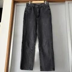 GU ブラックデニムパンツ ストレートスタイル