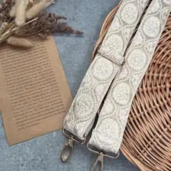 269.インド刺繍ショルダーストラップ　スマホショルダー