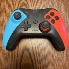 Switchのプロコンです ごく稀に不具合起きたりします 全然使えると思います