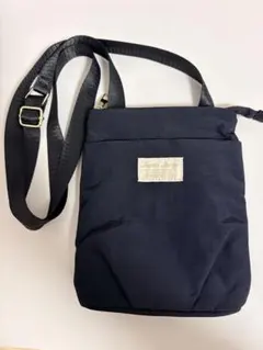 レガートラルゴ 洗えるスマホショルダーバッグ