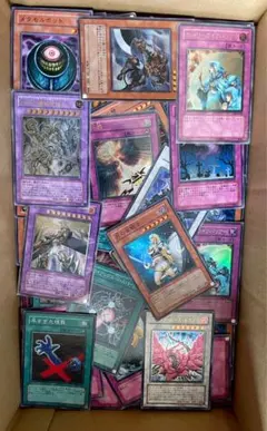 遊戯王カードまとめ 青眼白竜、竜騎士のガイアなど4000枚になります
