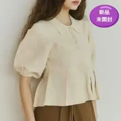 未使用 OLUN ペプラムニットトップス アイボリー きりまる 美品 OLUN ペプラムニットトップス アイボリー きりまる - メルカリ