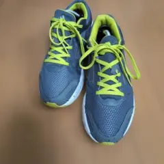adidas スニーカー グレー ライムグリーンのサムネイル