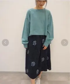 haupiaネイビー 花柄 ロングスカート ハウピア　日本製のサムネイル