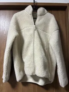 GU クリーム色 フリースジャケット