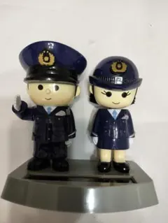 警察官 ソーラーフィギュア ペアセットのサムネイル