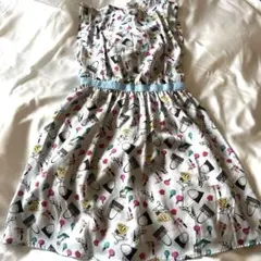 ノースリーブ　総柄　ワンピース